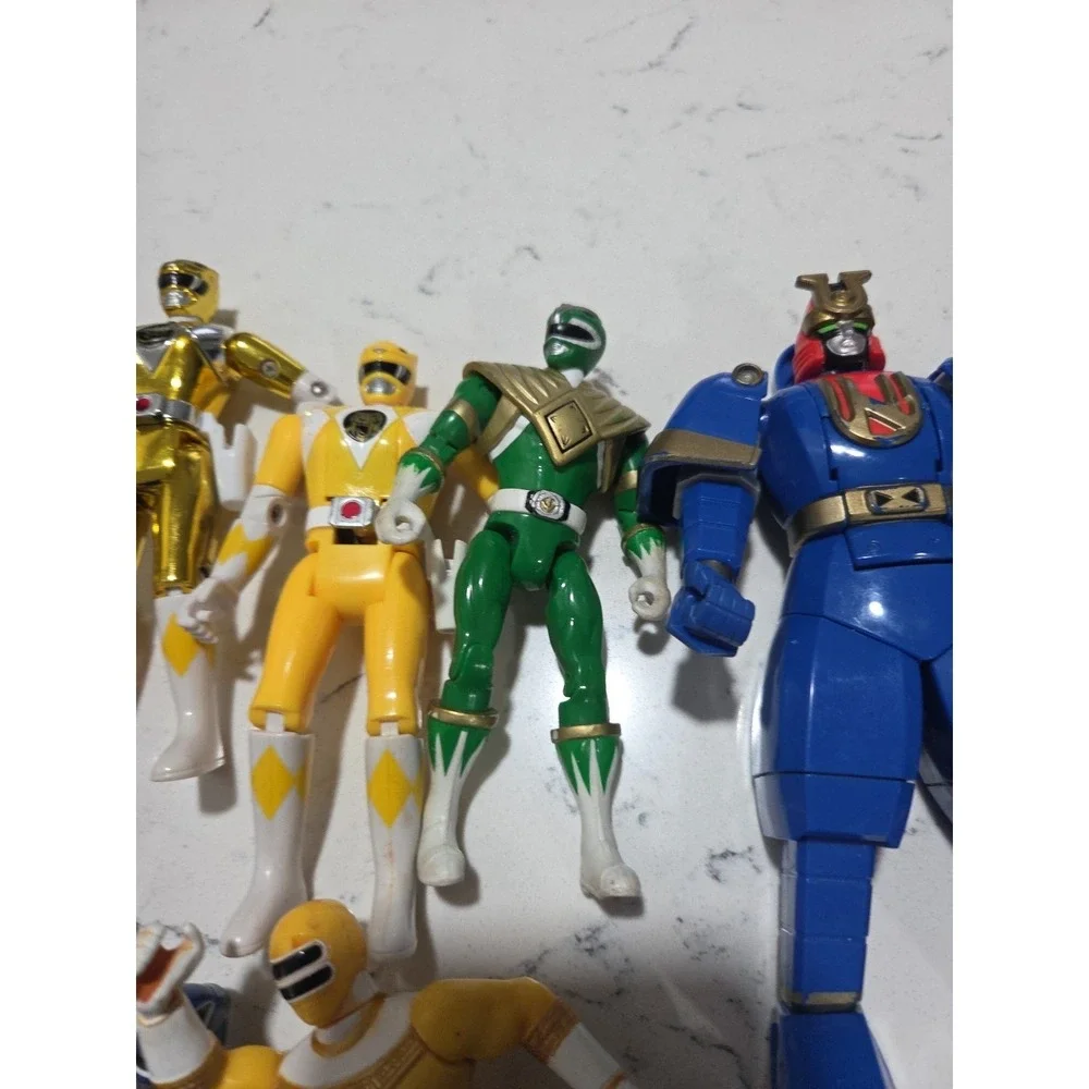 Power Rangers Action Figures Lot Mix Of 17